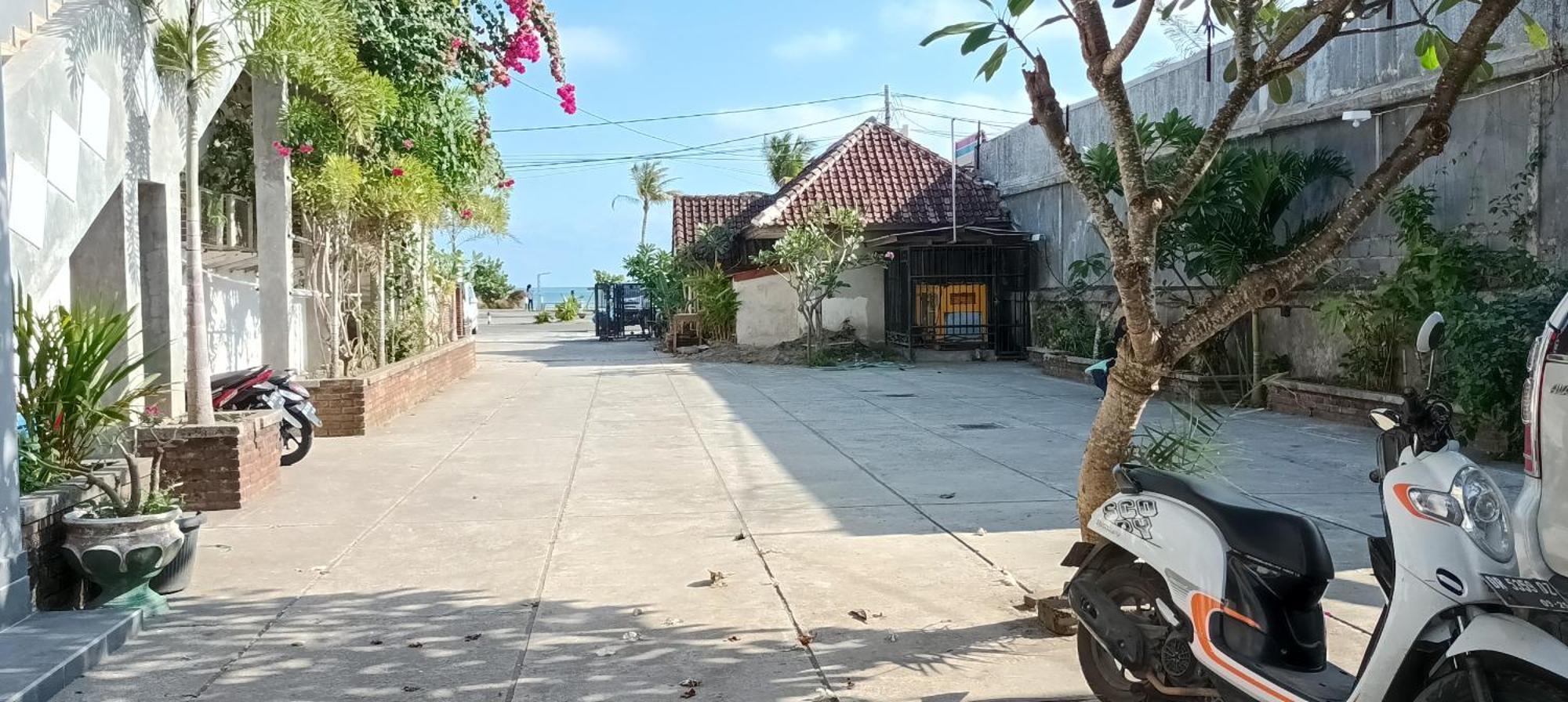 Bungalow And Restaurant Anda Kuta  Exterior photo