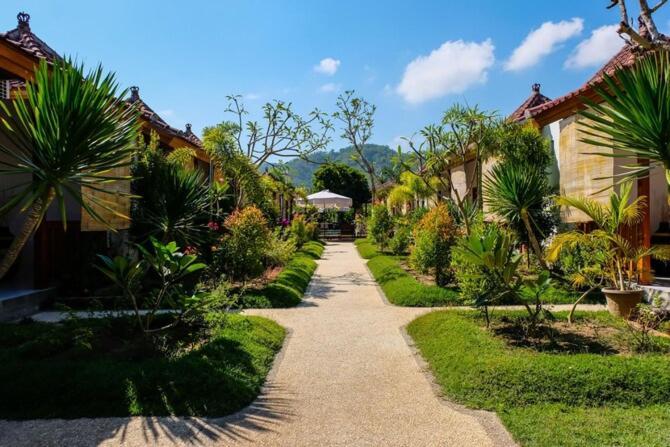 Bungalow And Restaurant Anda Kuta  Exterior photo